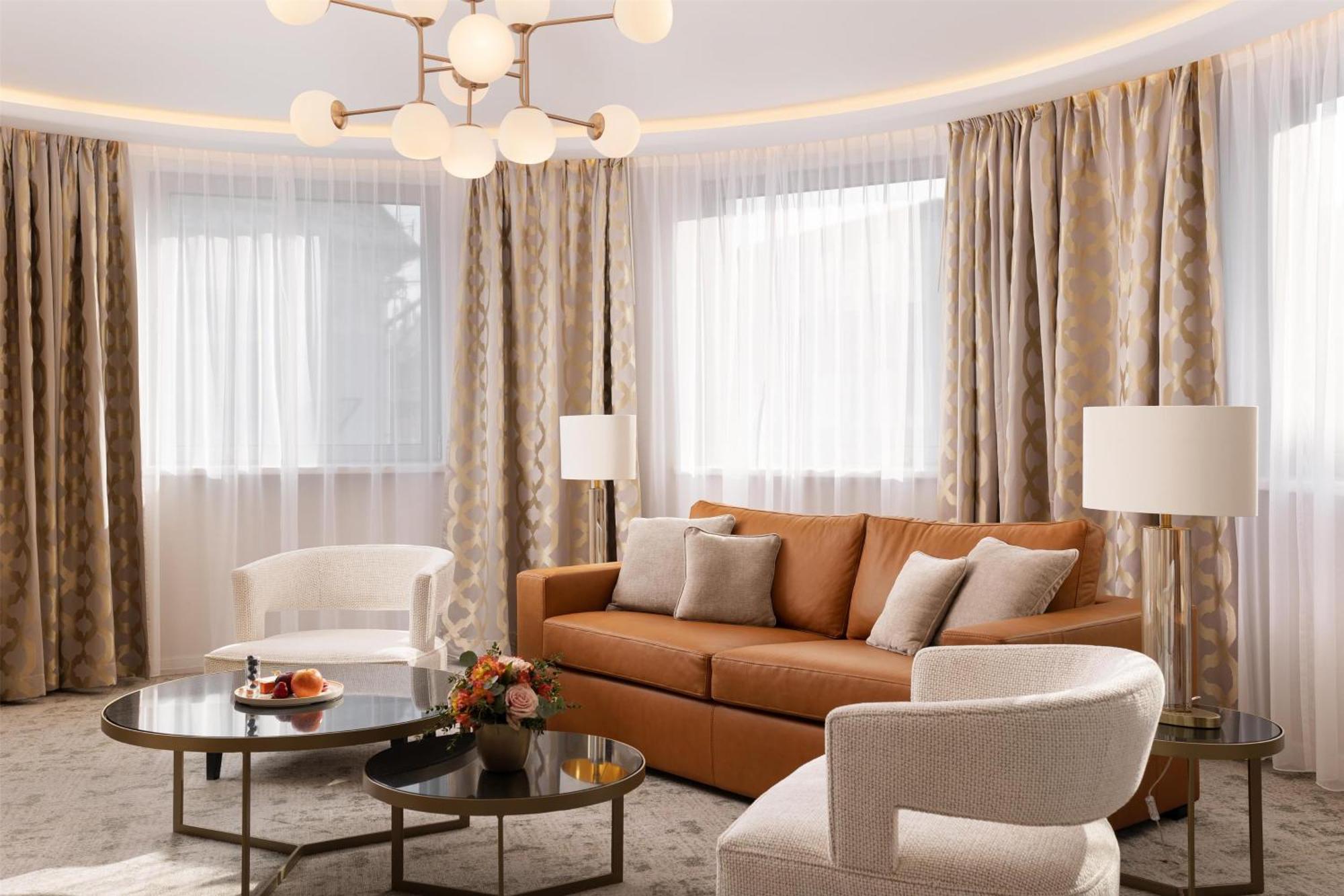מלון Kempinski Corvinus