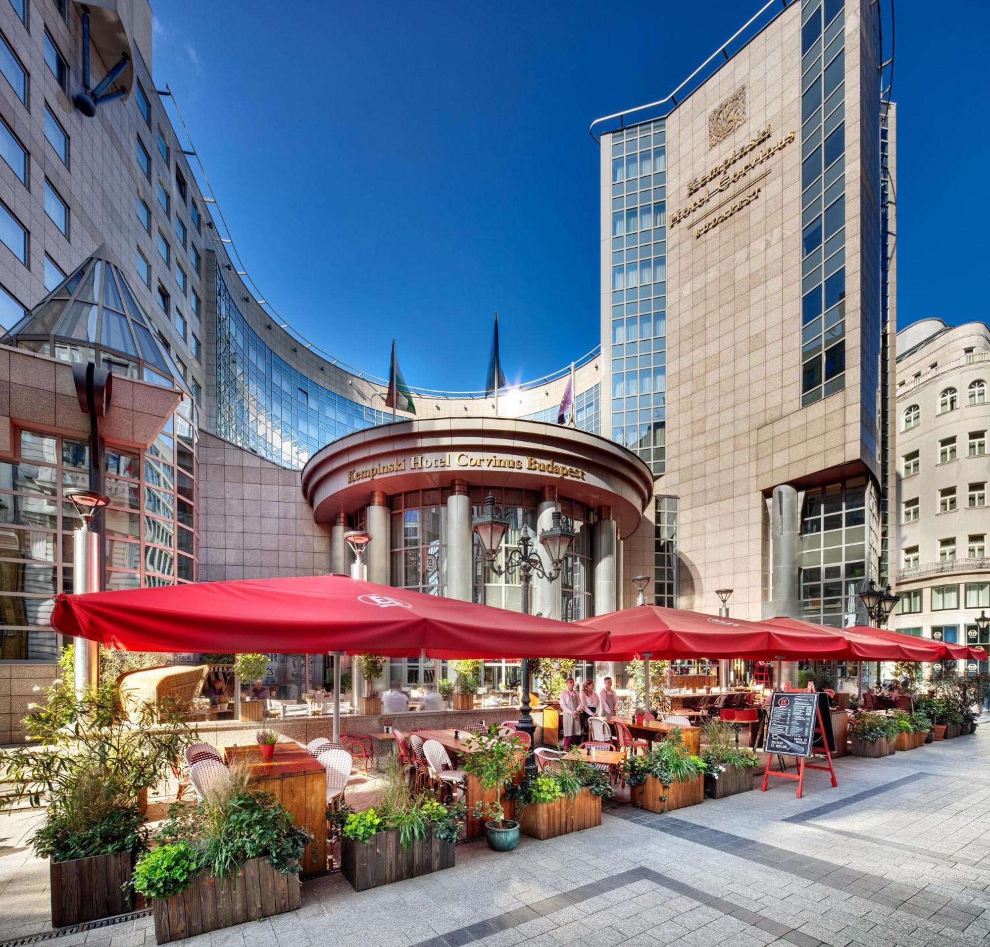 Kempinski Corvinus Hotel